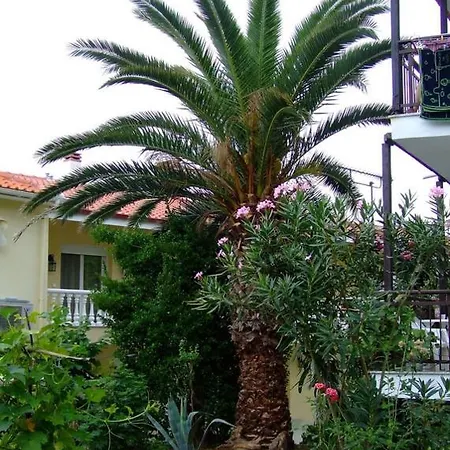 Marina Κοίνυρα