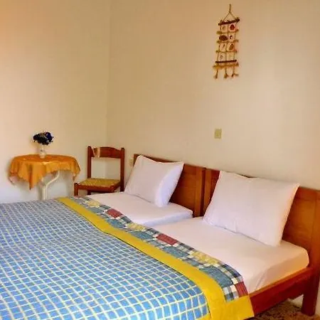 Πανσιόν Marina