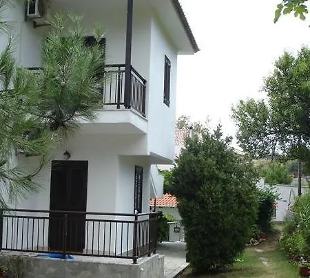 Πανσιόν Marina