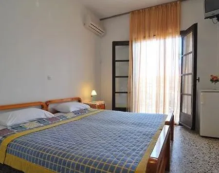 Πανσιόν Marina